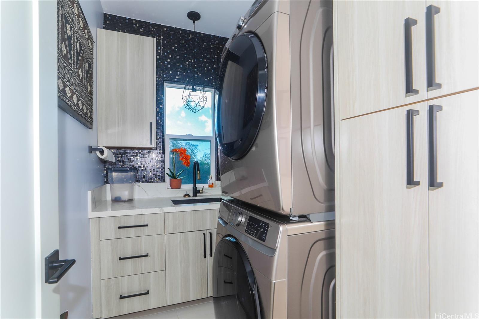 654  Judd Street Alewa Heights, Honolulu home - photo 14 of 25