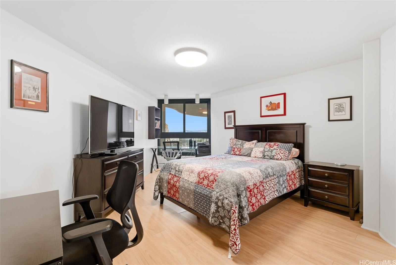 66 Queen Street Honolulu - Rental - photo 16 of 24