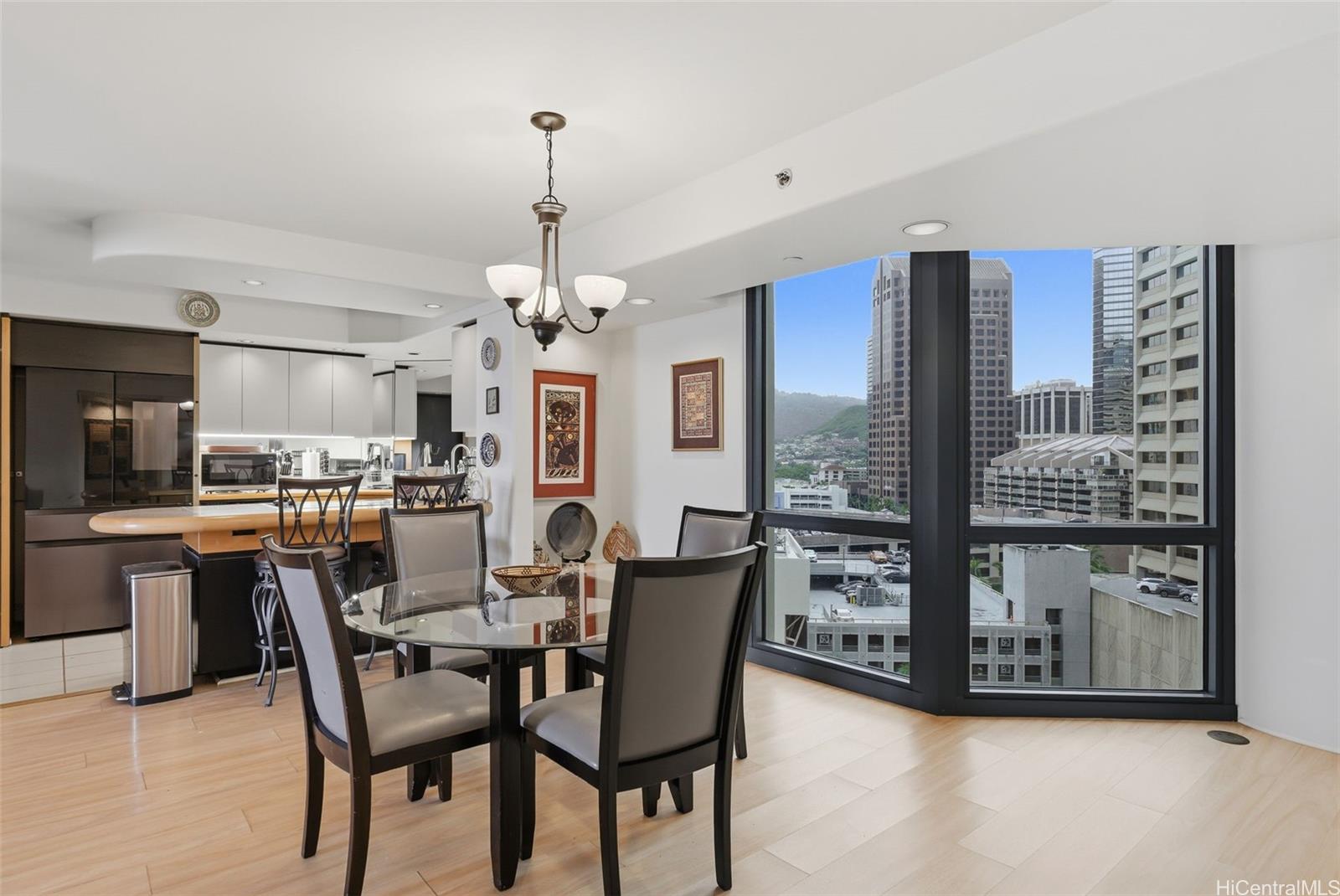 66 Queen Street Honolulu - Rental - photo 8 of 24