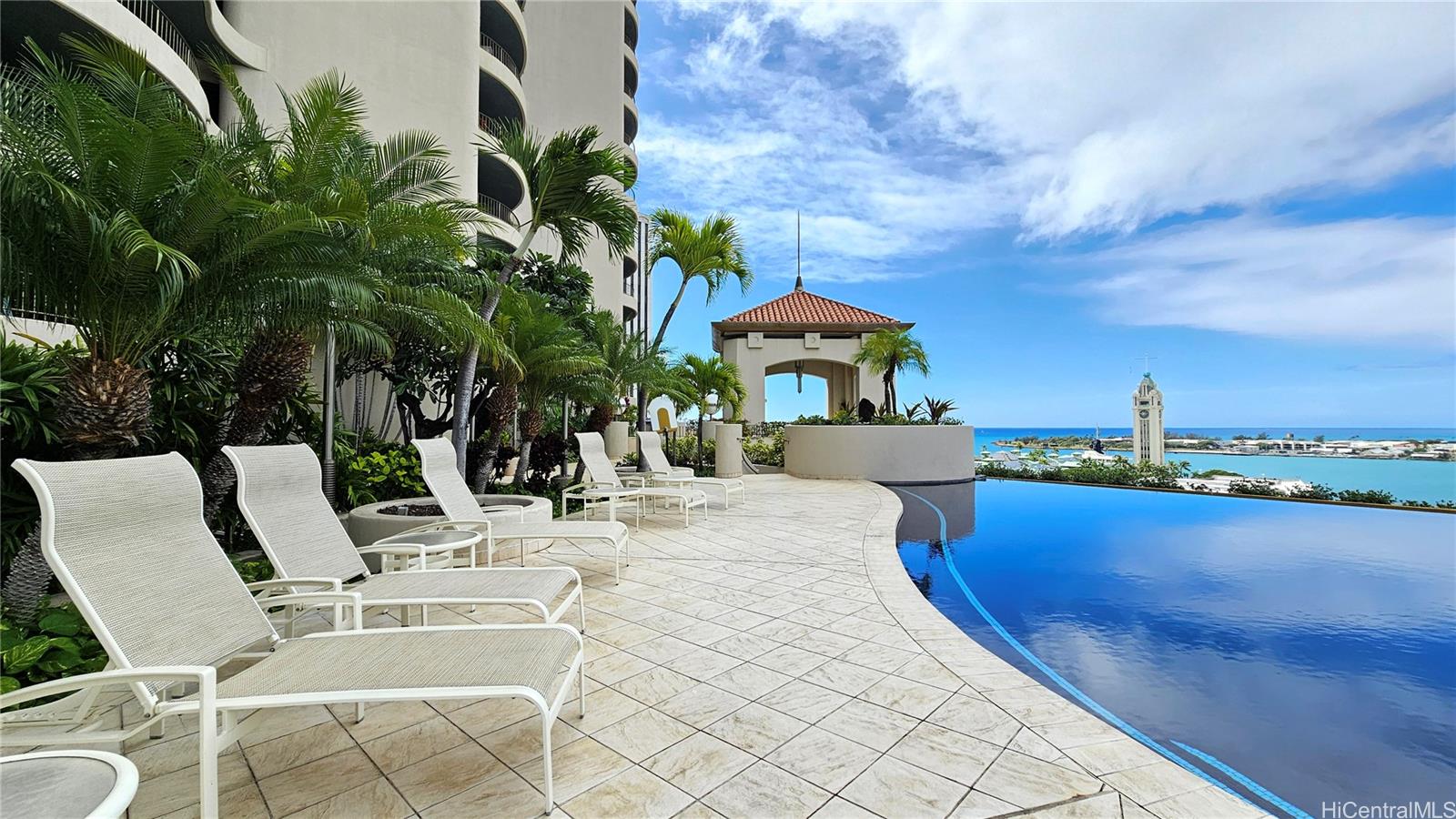 Harbor Court condo # 1703, Honolulu, Hawaii - photo 19 of 25