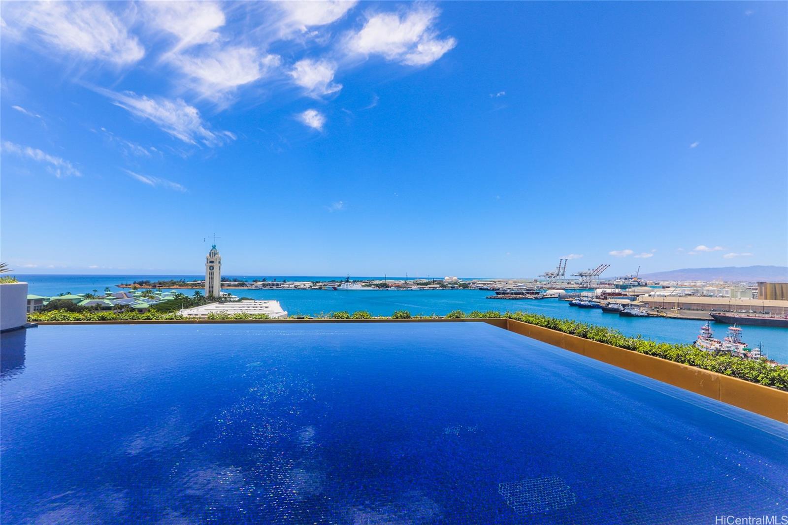 Harbor Court condo # 1704, Honolulu, Hawaii - photo 19 of 25