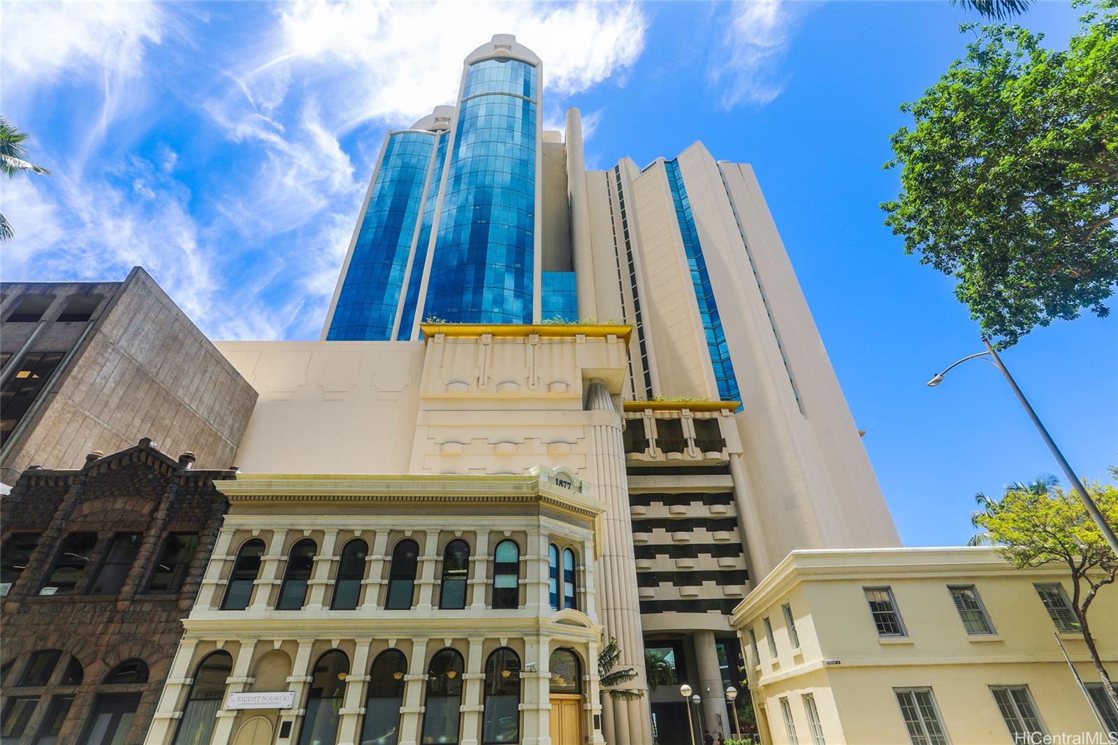 Harbor Court condo # 1704, Honolulu, Hawaii - photo 23 of 25