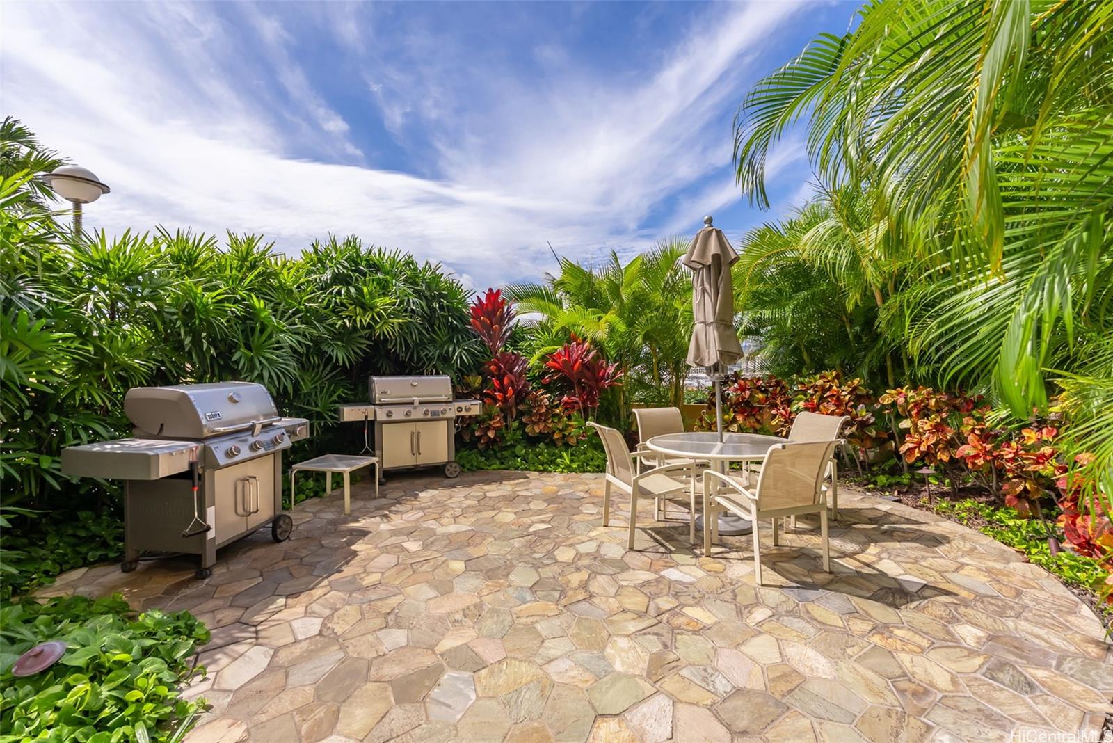 Harbor Court condo # 1903, Honolulu, Hawaii - photo 18 of 25