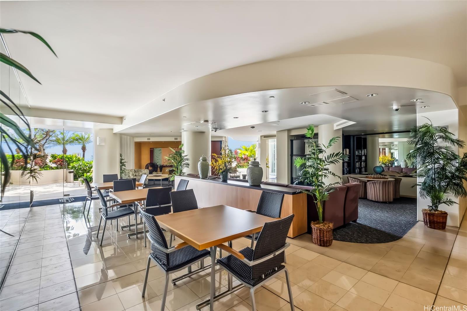 Harbor Court condo # 1903, Honolulu, Hawaii - photo 20 of 25