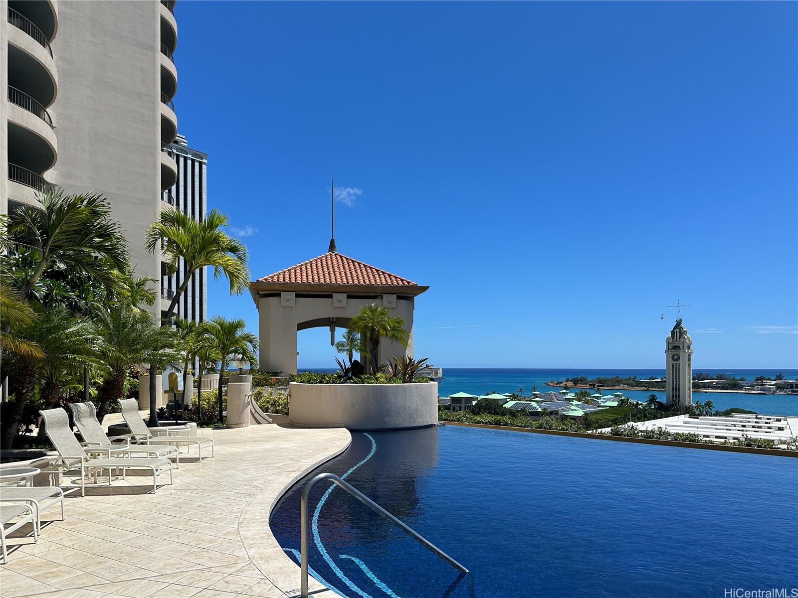 Harbor Court condo # 2103, Honolulu, Hawaii - photo 14 of 25