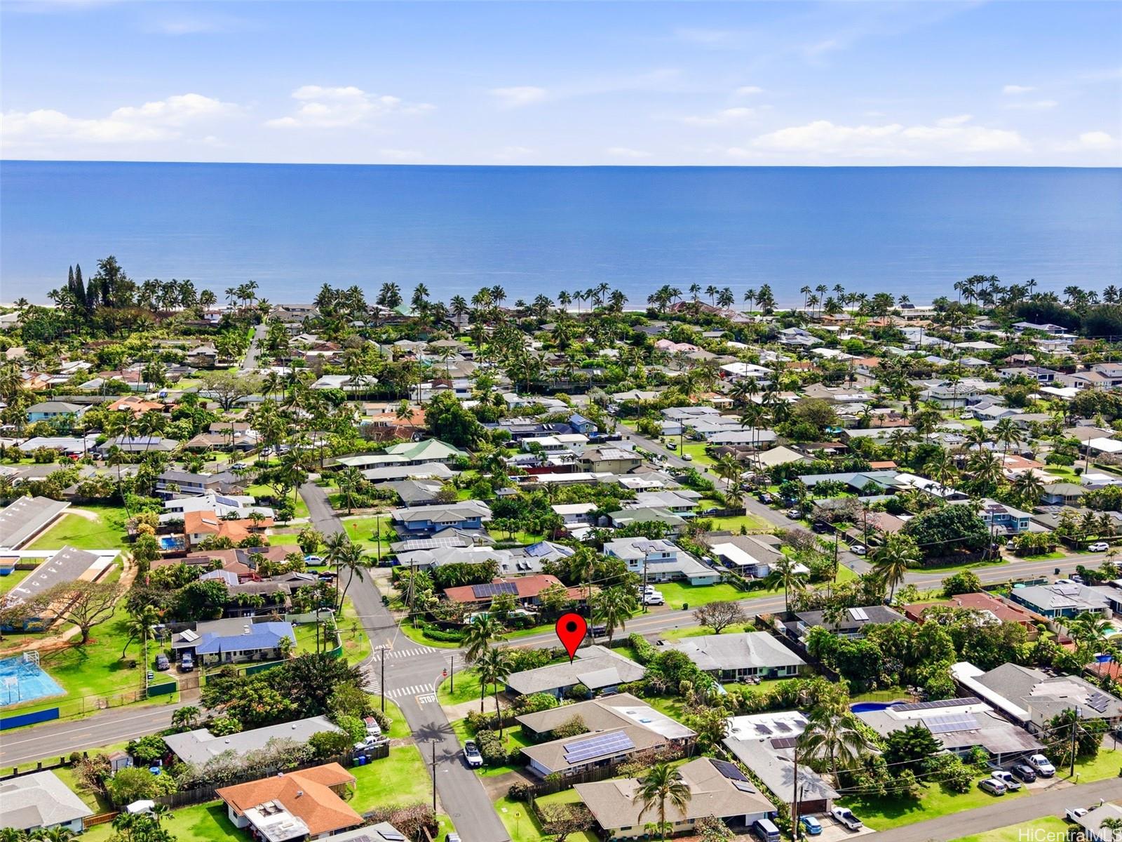 661  Kainalu Drive Kalama Tract, Kailua home - photo 2 of 25
