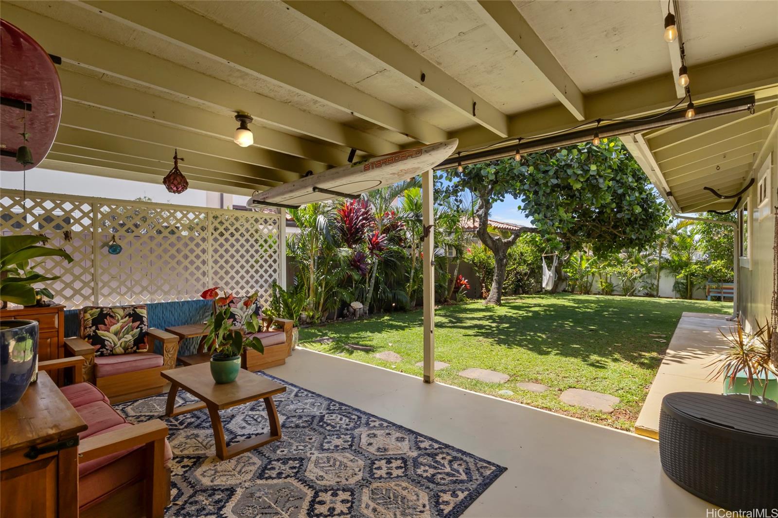 6641  Kalopa Street Hahaione-lower, Hawaii Kai home - photo 3 of 21