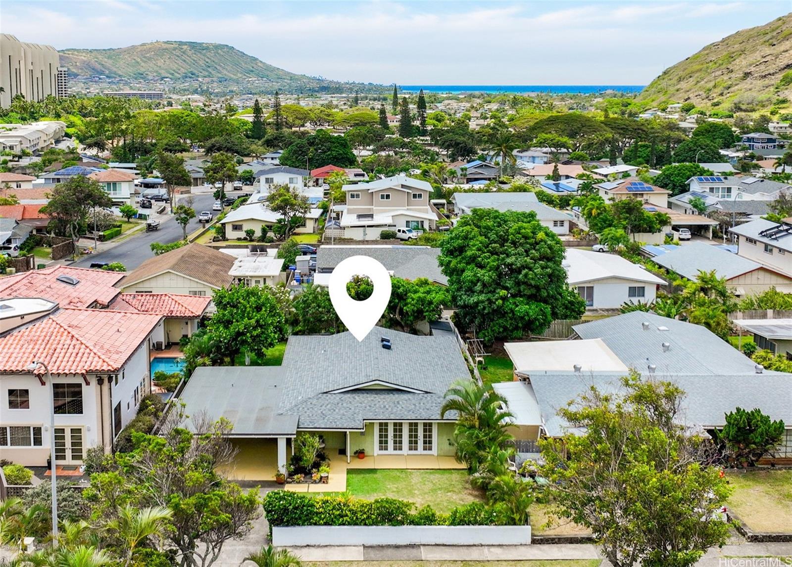 6641  Kalopa Street Hahaione-lower, Hawaii Kai home - photo 4 of 21