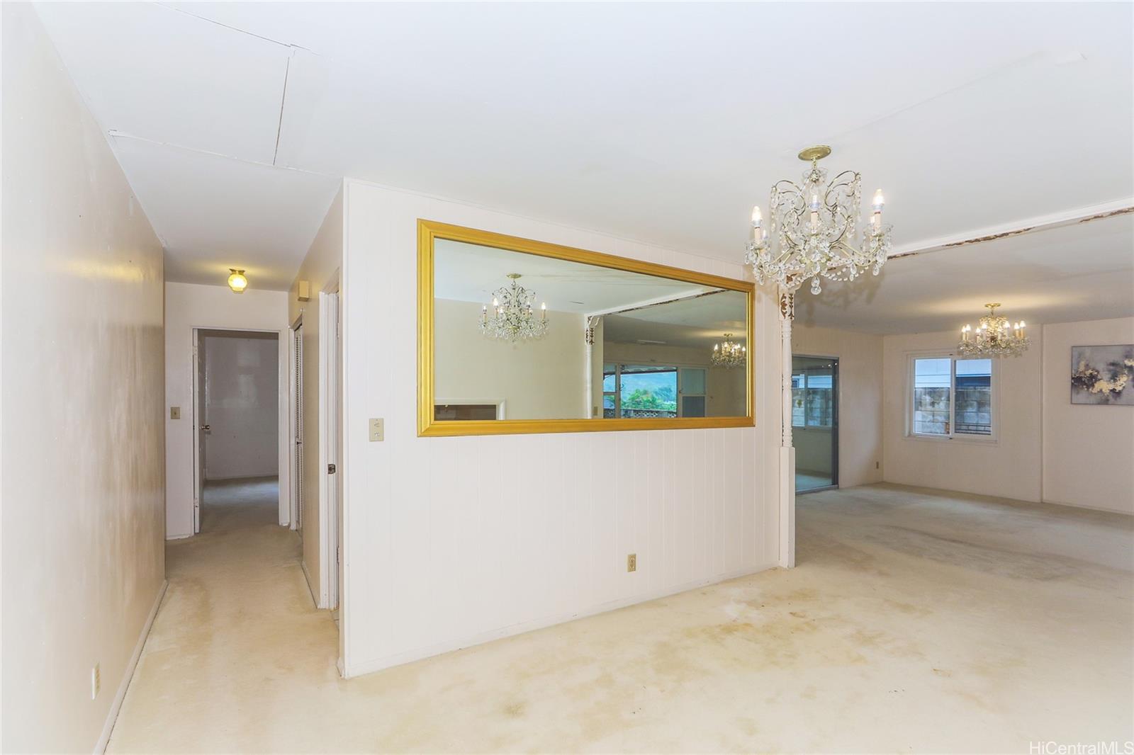 665  Hahaione Street Hahaione-lower, Hawaii Kai home - photo 2 of 22