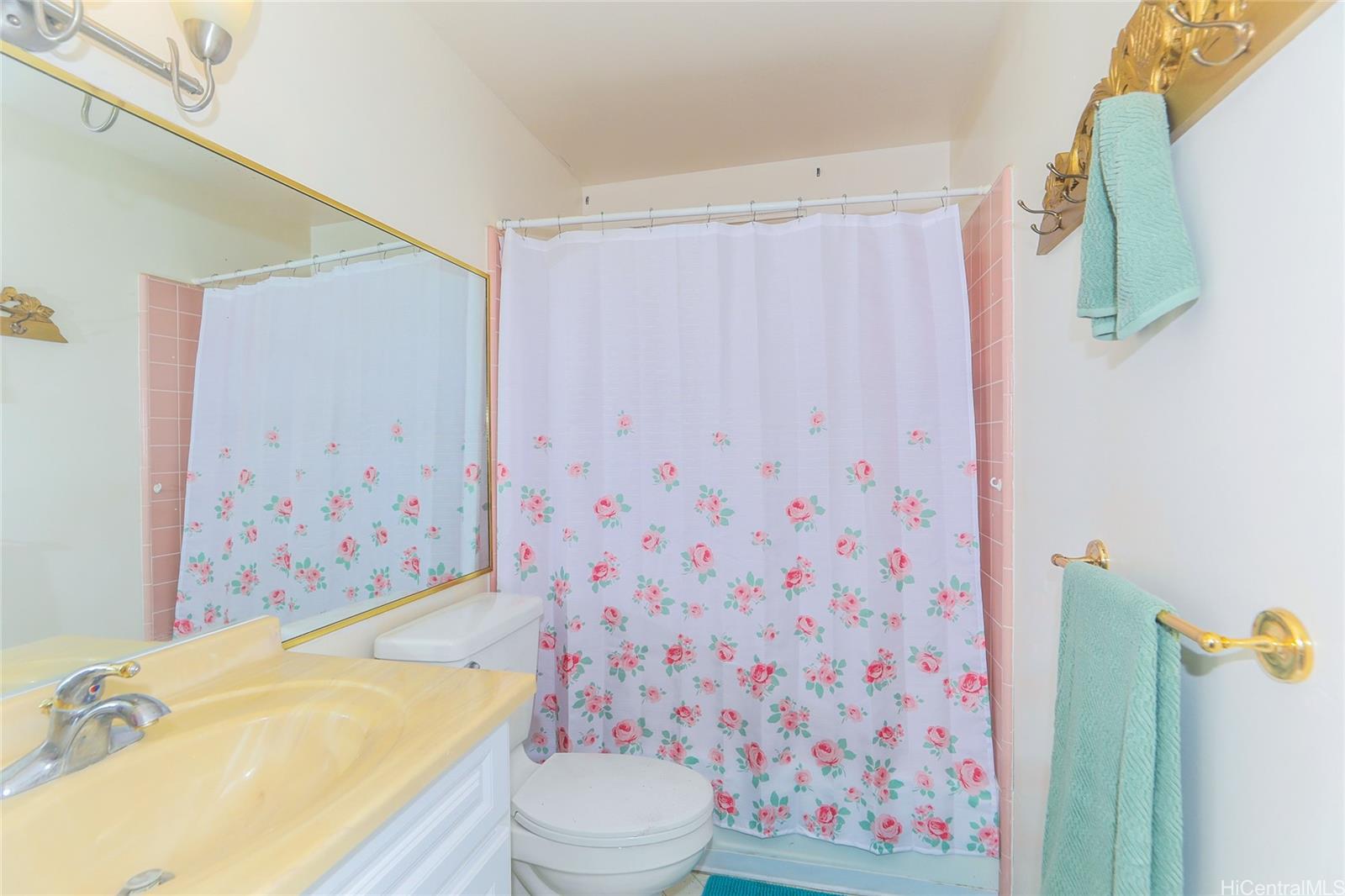 665  Hahaione Street Hahaione-lower, Hawaii Kai home - photo 15 of 22