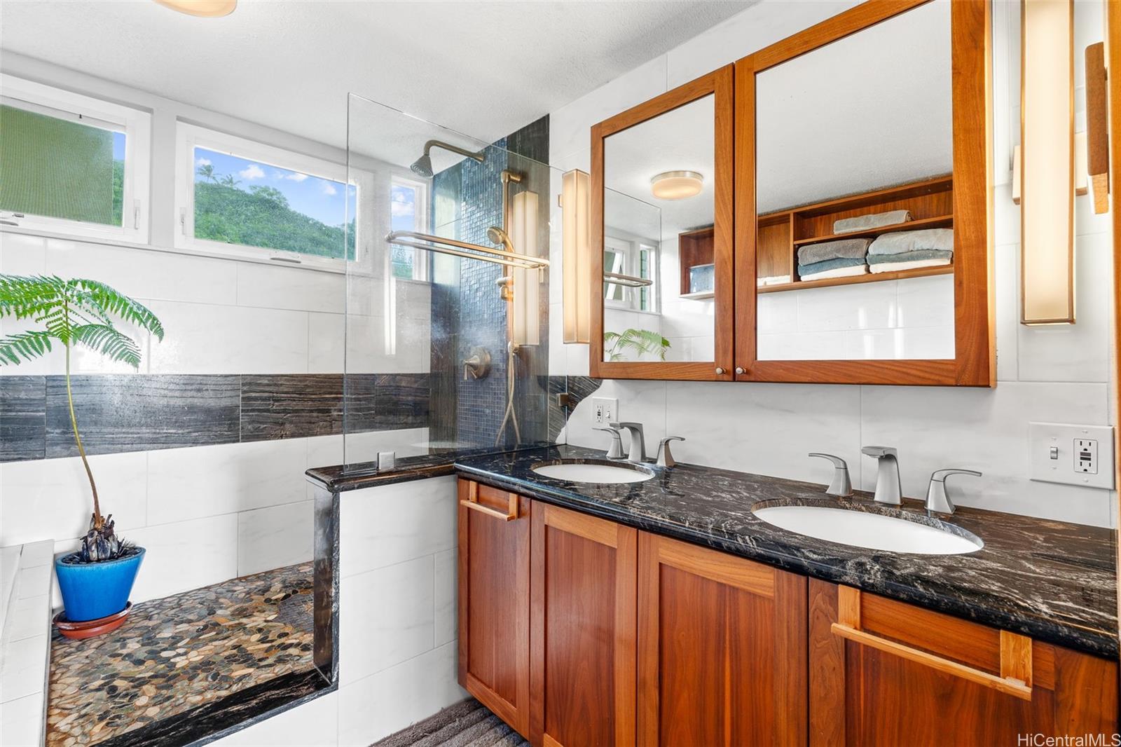 Ka Hale Moi condo # I405, Honolulu, Hawaii - photo 15 of 21