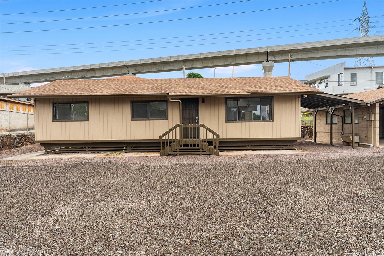 667 Kamehameha Hwy Pearl City - Rental - photo 2 of 20