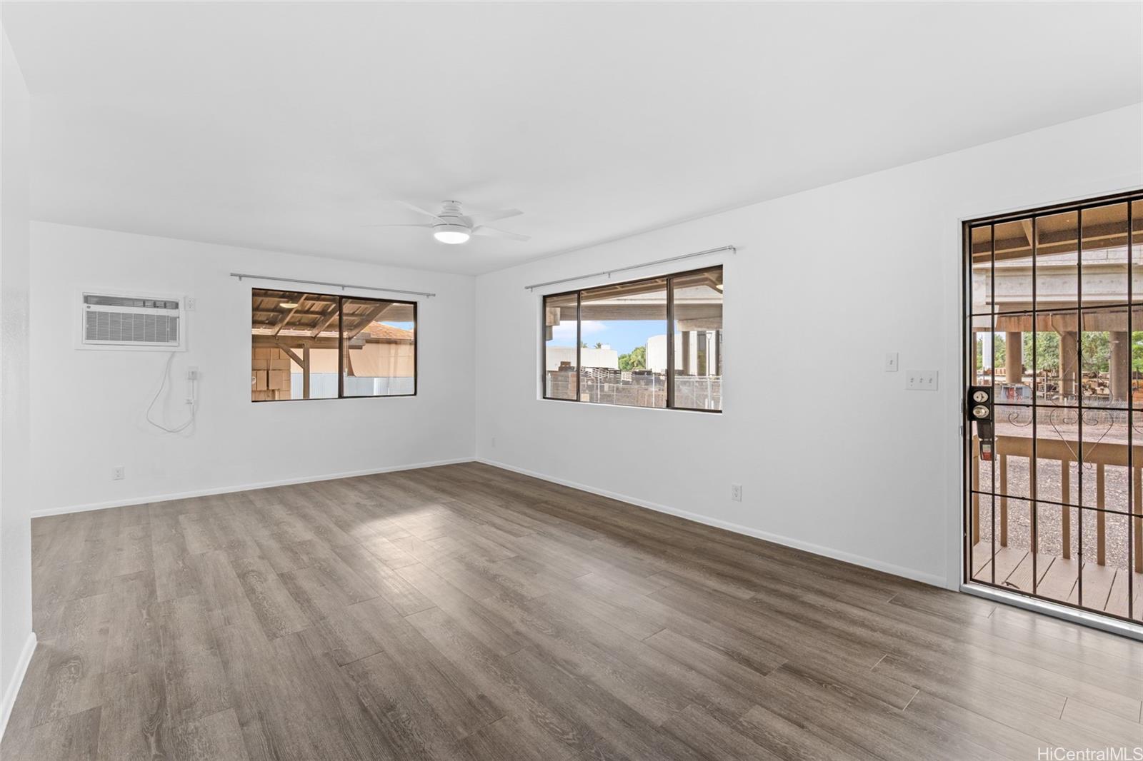 667 Kamehameha Hwy Pearl City - Rental - photo 15 of 15