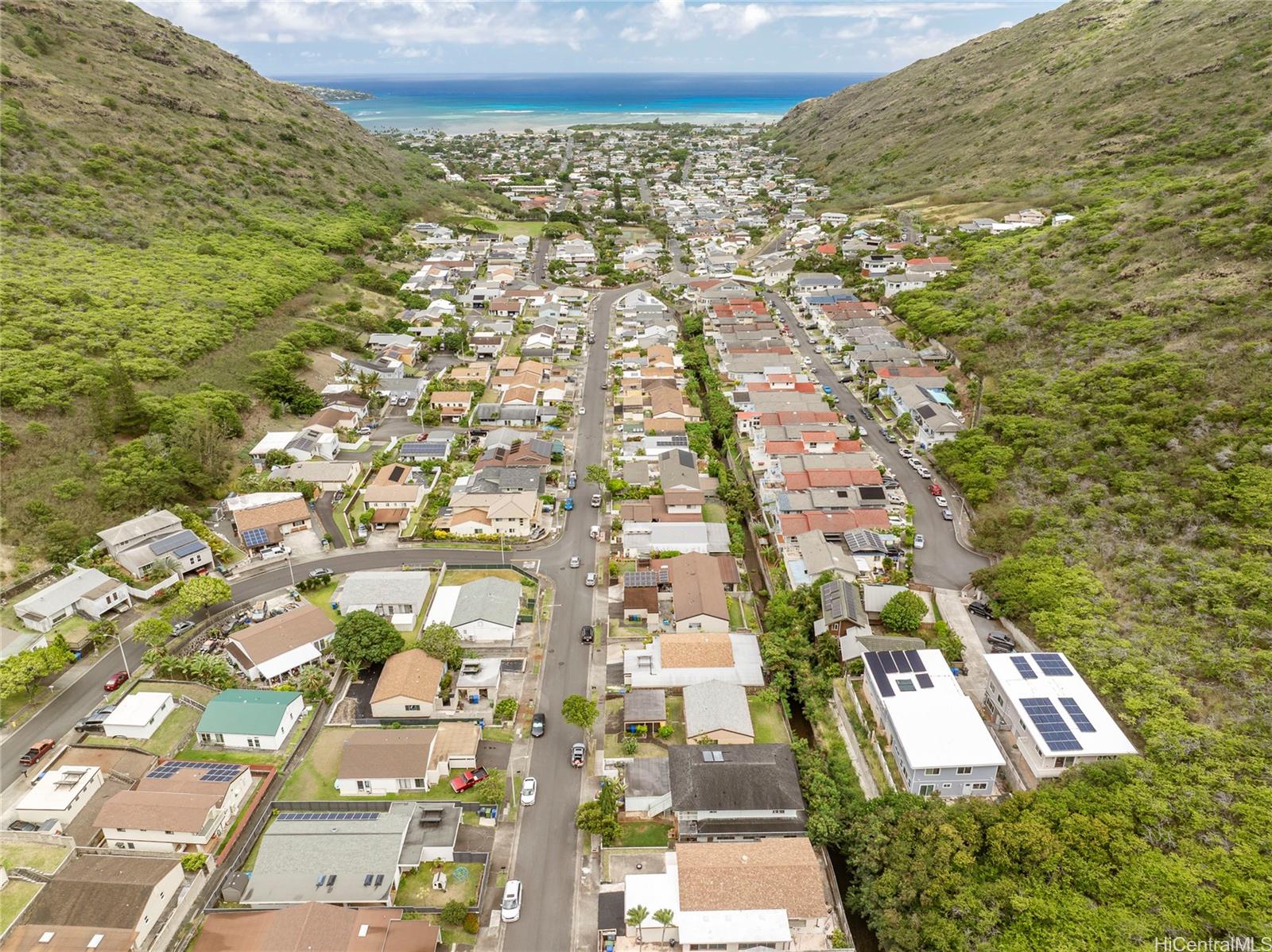 668  Kuliouou Road Kuliouou, Diamond Head home - photo 2 of 6