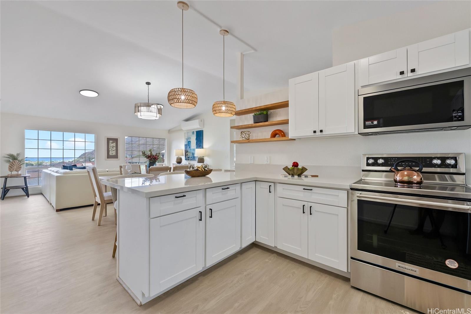 668  Kuliouou Road Kuliouou, Diamond Head home - photo 4 of 25