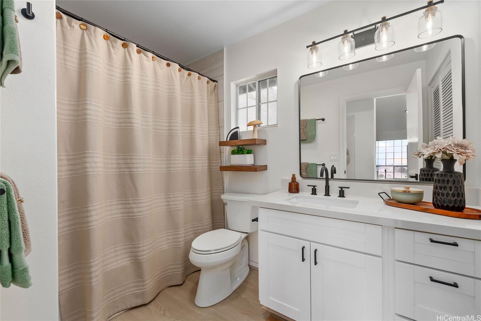 668  Kuliouou Road Kuliouou, Diamond Head home - photo 9 of 25