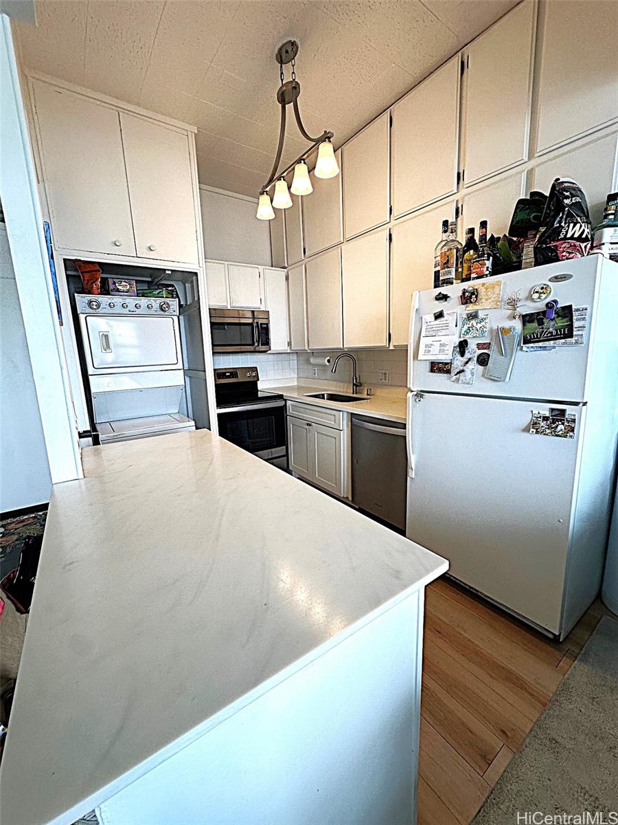 Ka Hale Moi condo # 808, Honolulu, Hawaii - photo 6 of 12