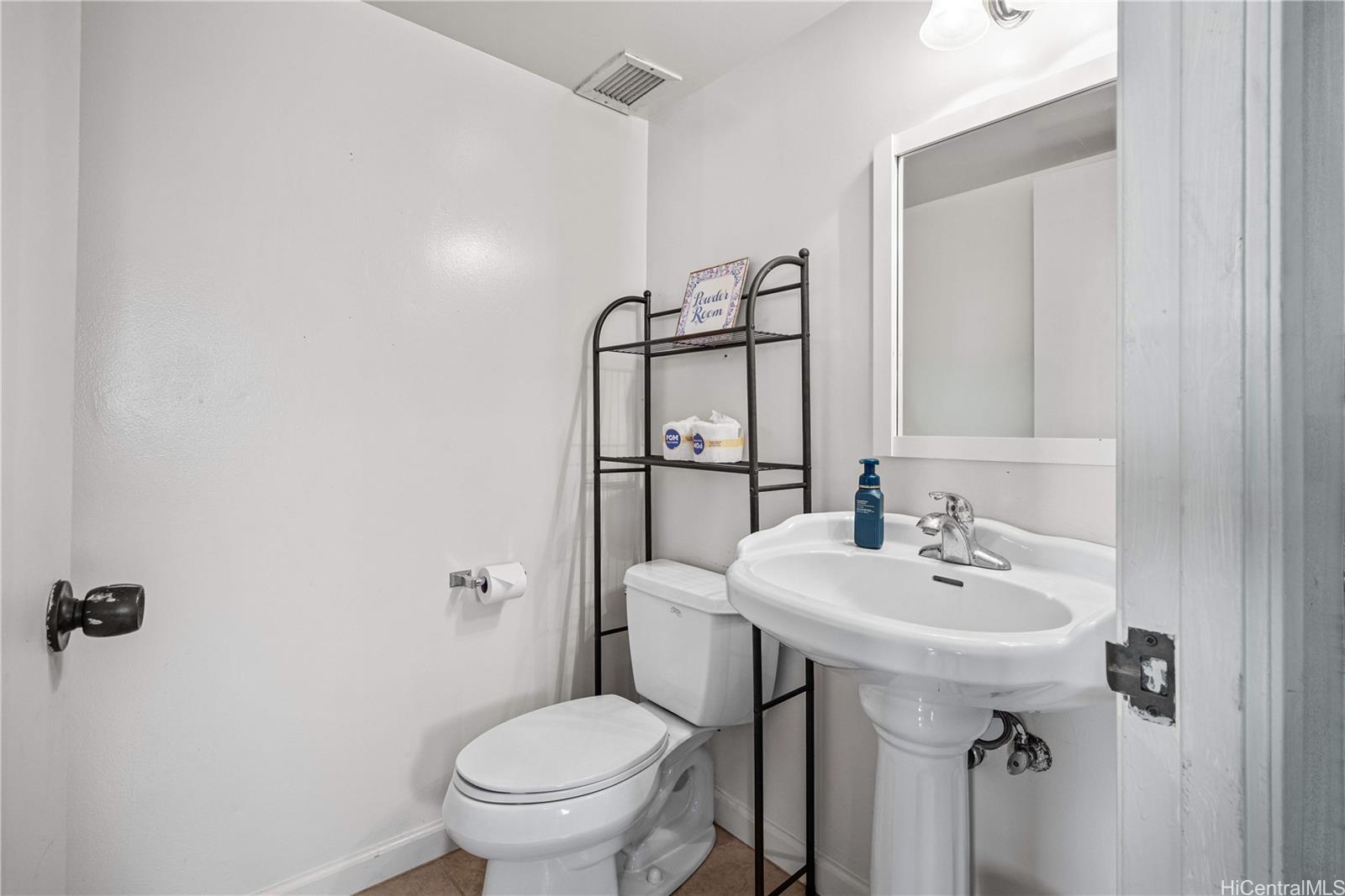 Ka Hale Moi condo # II501, Honolulu, Hawaii - photo 13 of 25