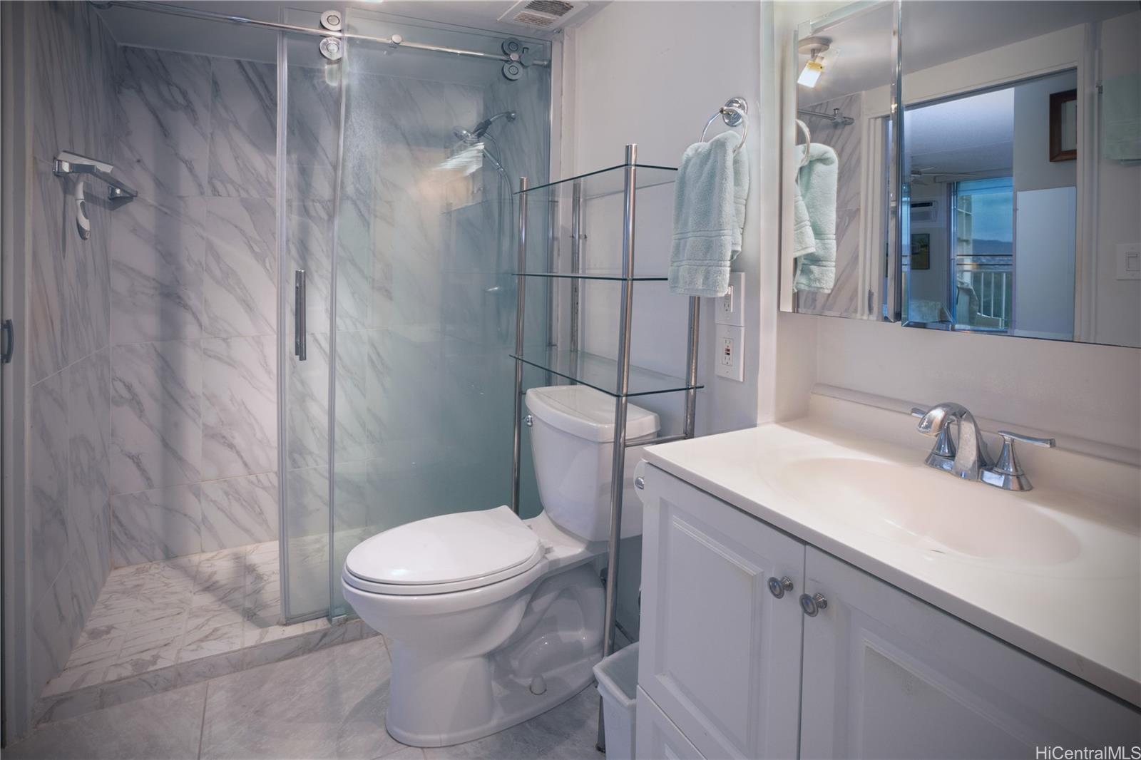 Ka Hale Moi condo # II703, Honolulu, Hawaii - photo 3 of 18