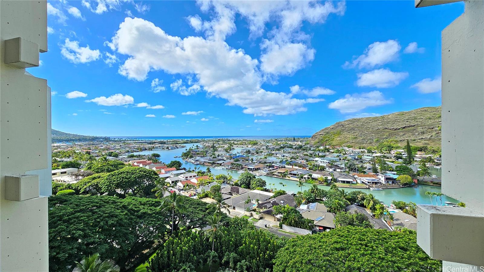 Heritage House Hawaii-Kai condo # 1204, Honolulu, Hawaii - photo 2 of 24