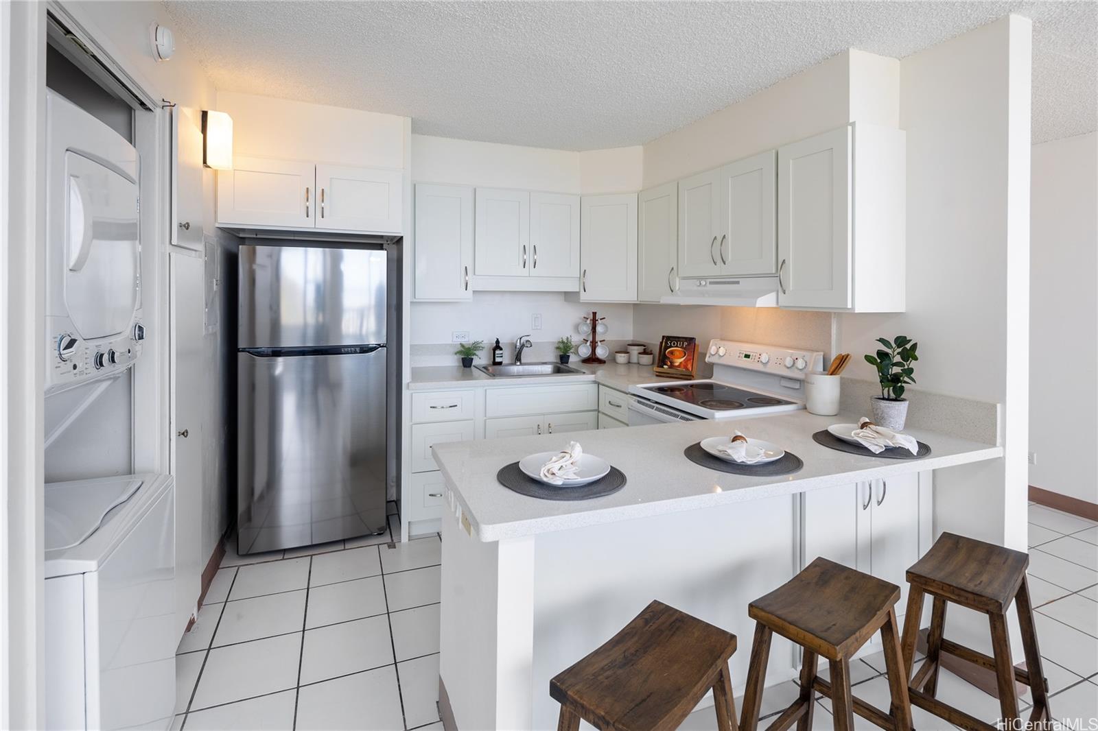 Heritage House Hawaii-Kai condo # 1704, Honolulu, Hawaii - photo 8 of 23