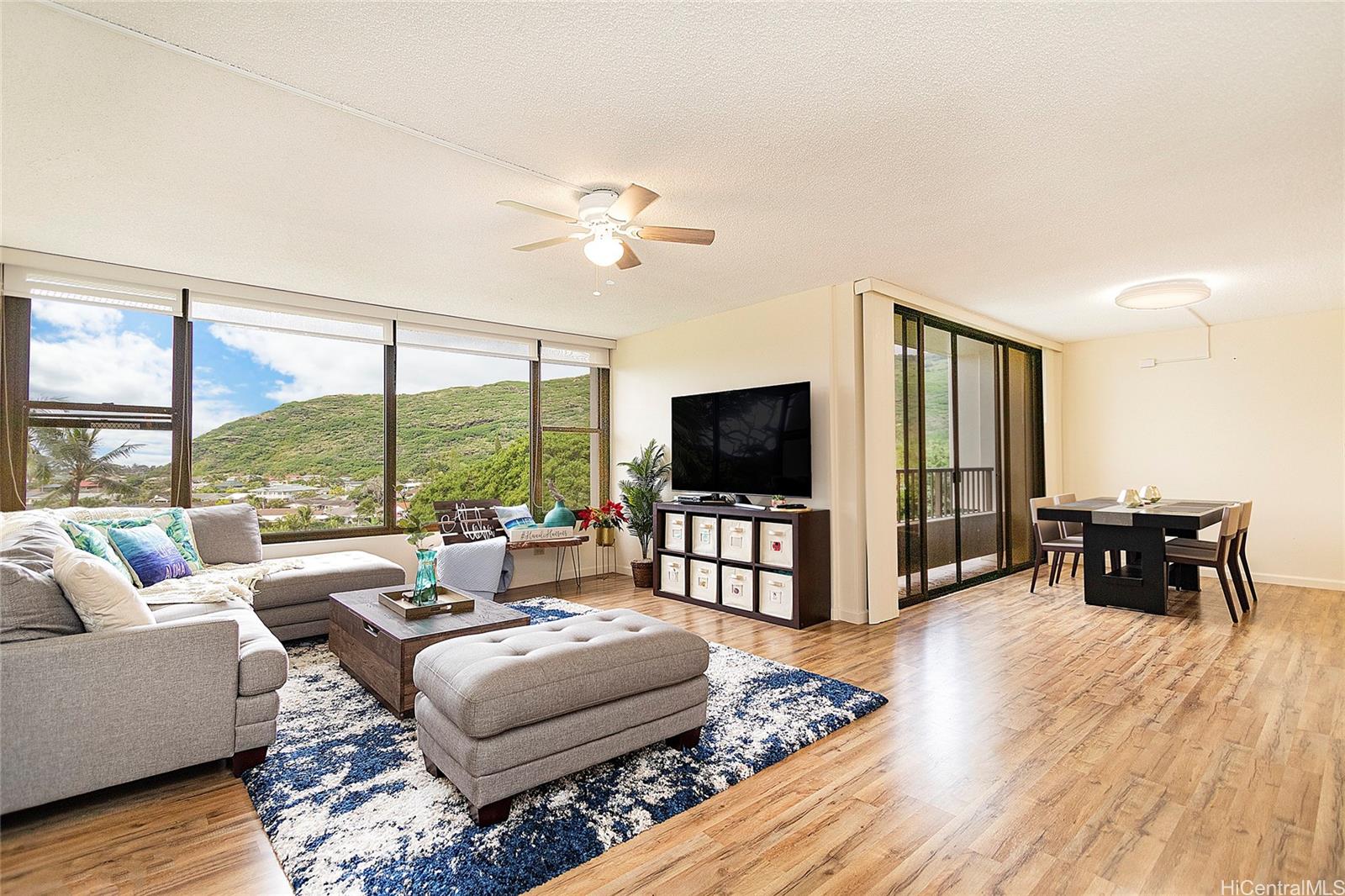 Hawaii Kai Apartments For Sale