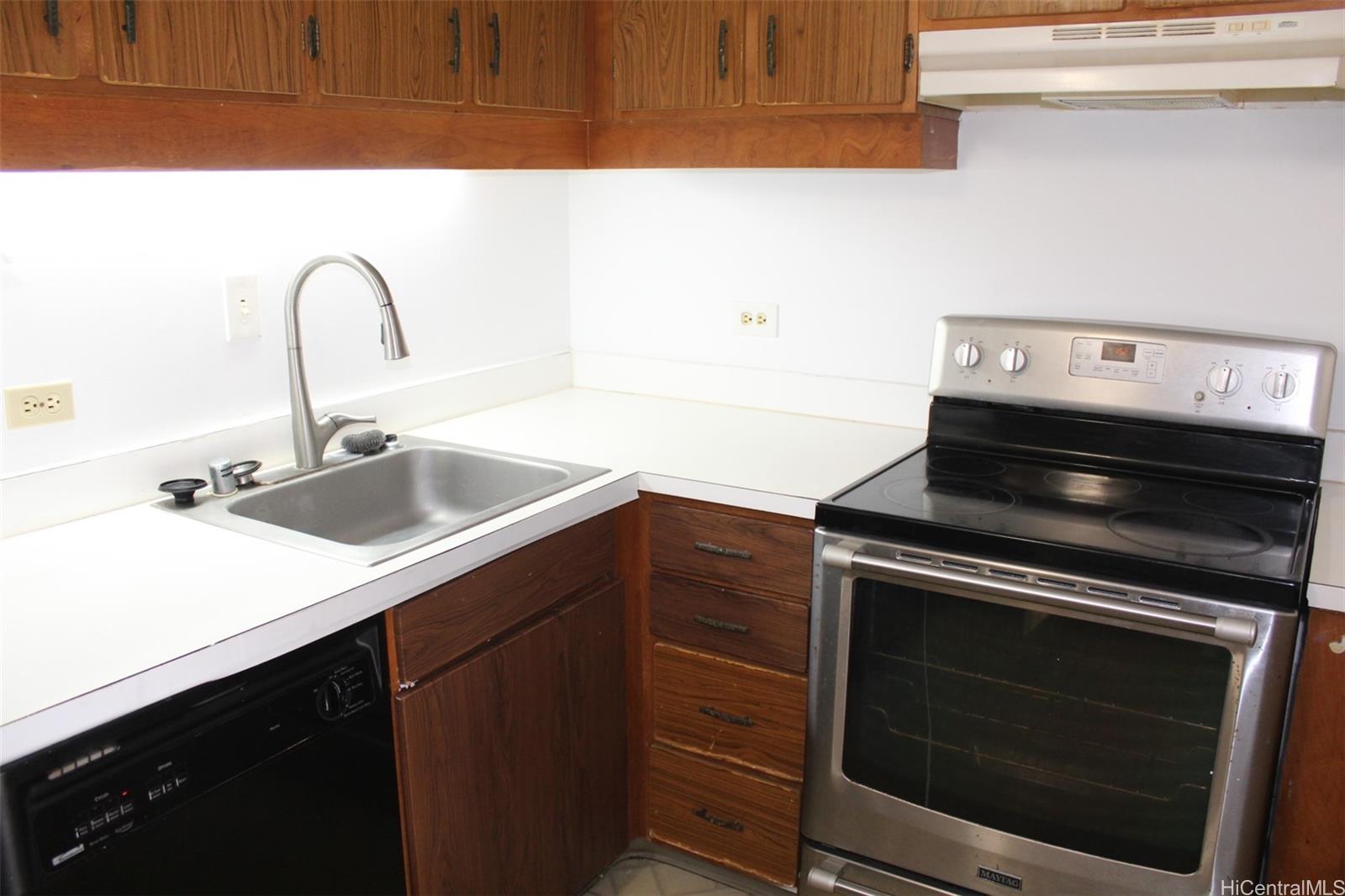 Heritage House Hawaii-Kai condo # 704, Honolulu, Hawaii - photo 7 of 18