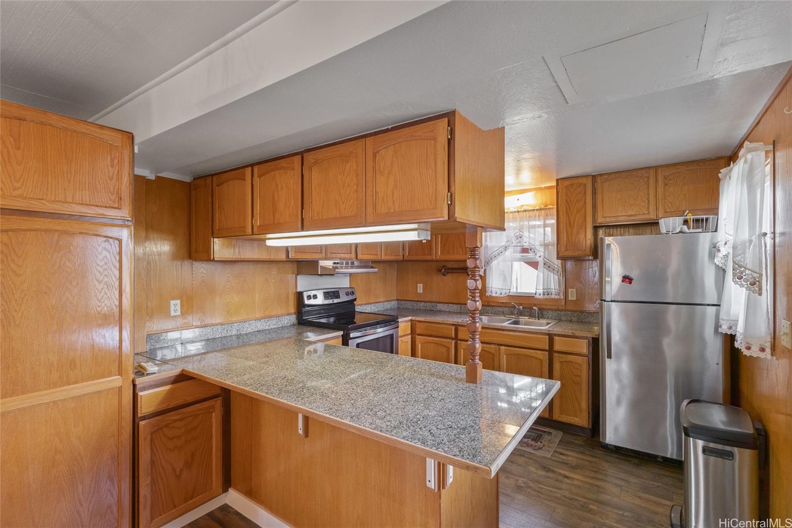 67-186  Kanoena Street Waialua, North Shore home - photo 7 of 20