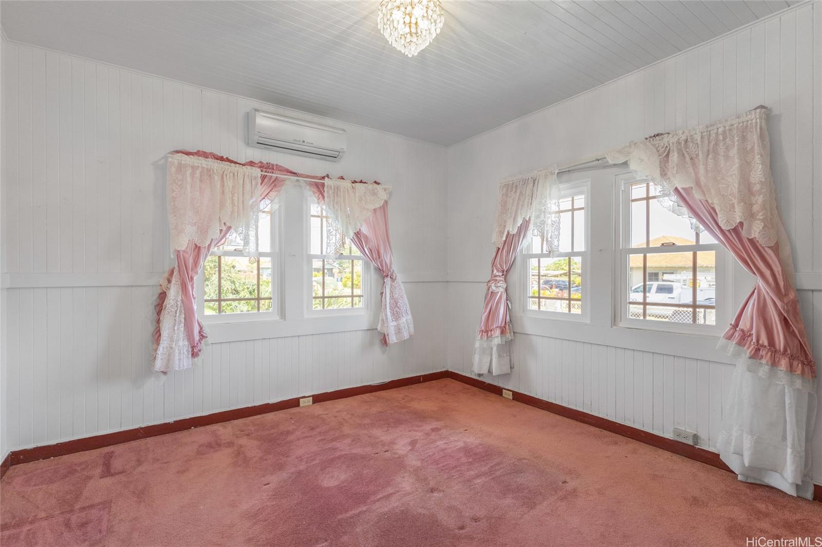 67-186  Kanoena Street Waialua, North Shore home - photo 10 of 20