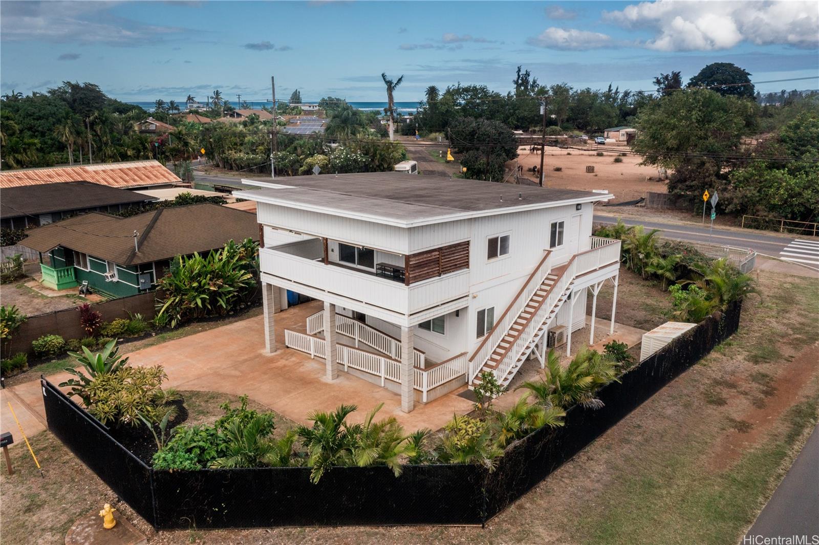 67-203  Kukea Circle Waialua, North Shore home - photo 2 of 23