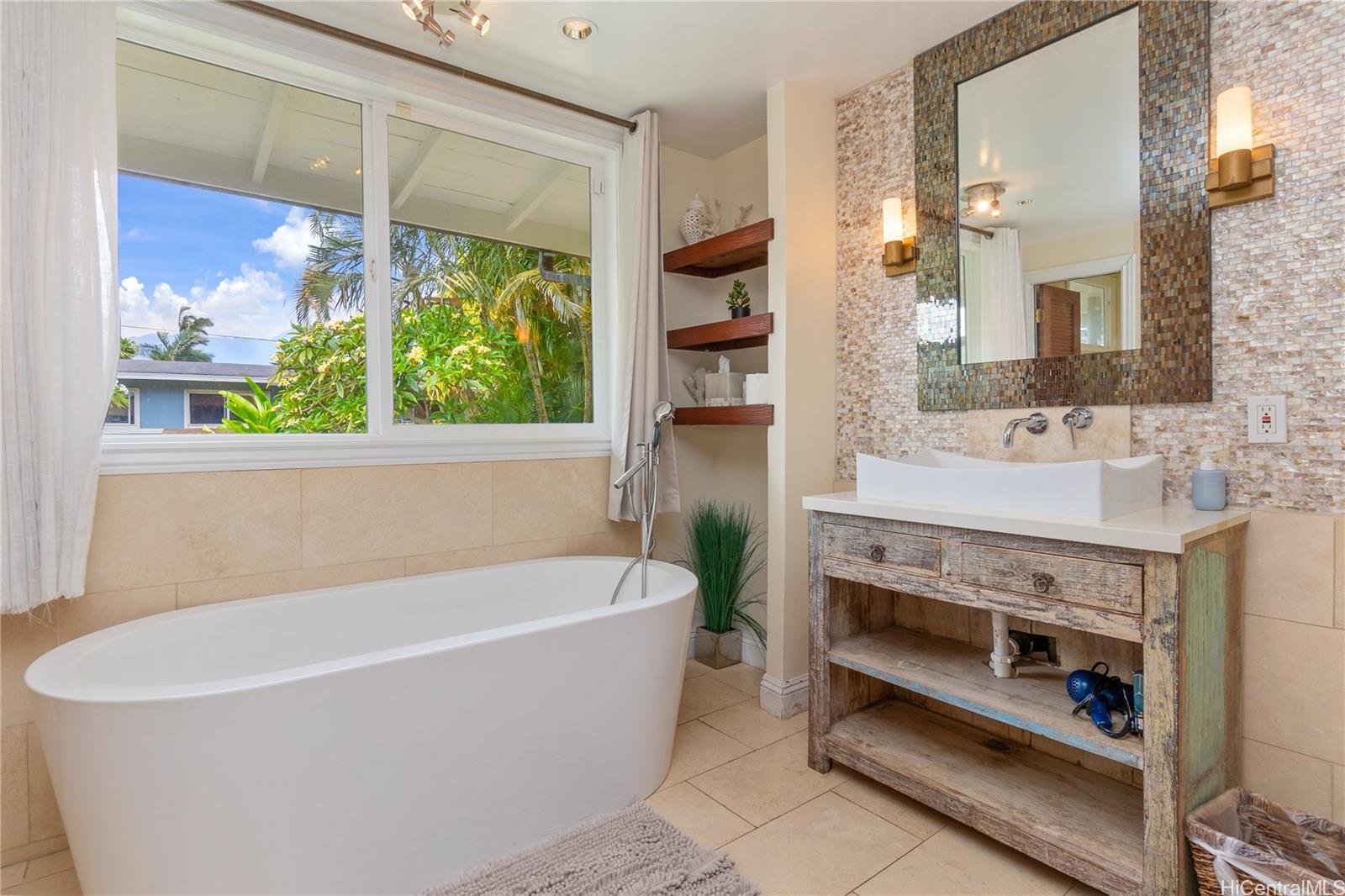 67-241  Kahaone Loop Waialua, North Shore home - photo 10 of 25