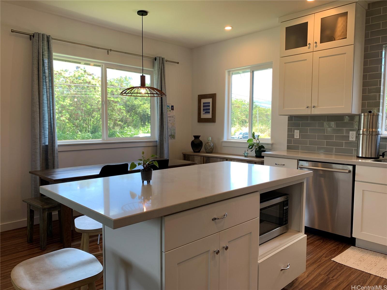 67-329 Farrington Hwy Waialua - Rental - photo 3 of 25