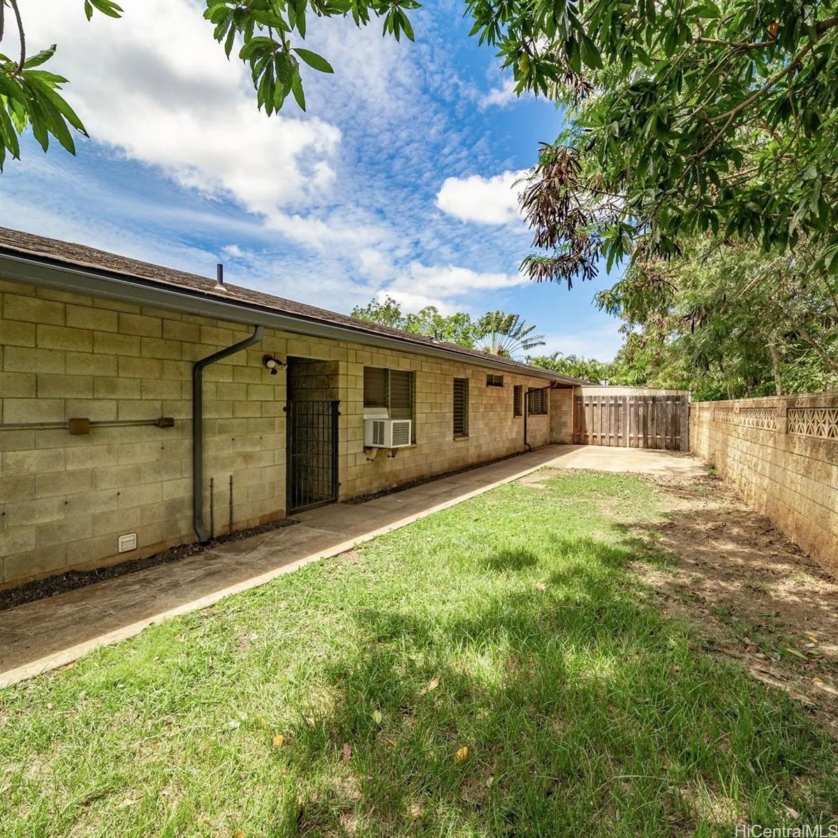 67-339 Farrington Hwy Waialua - Rental - photo 3 of 10