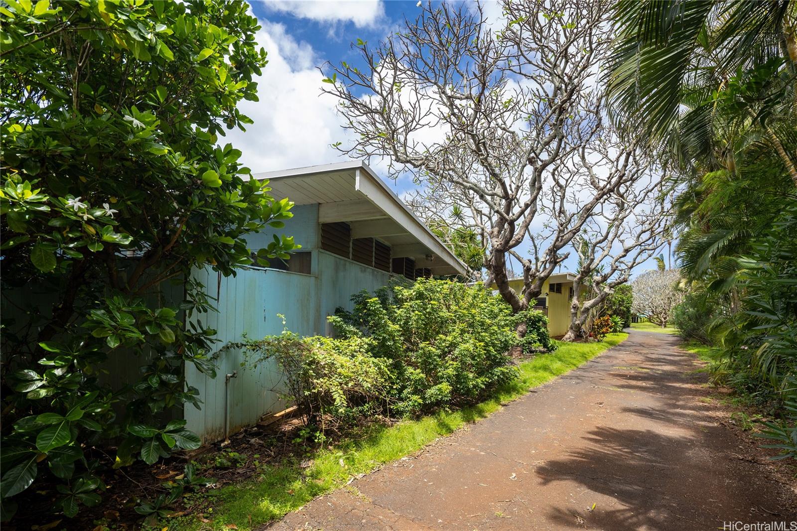 67-421  Waialua Beach Road Waialua, North Shore home - photo 22 of 25