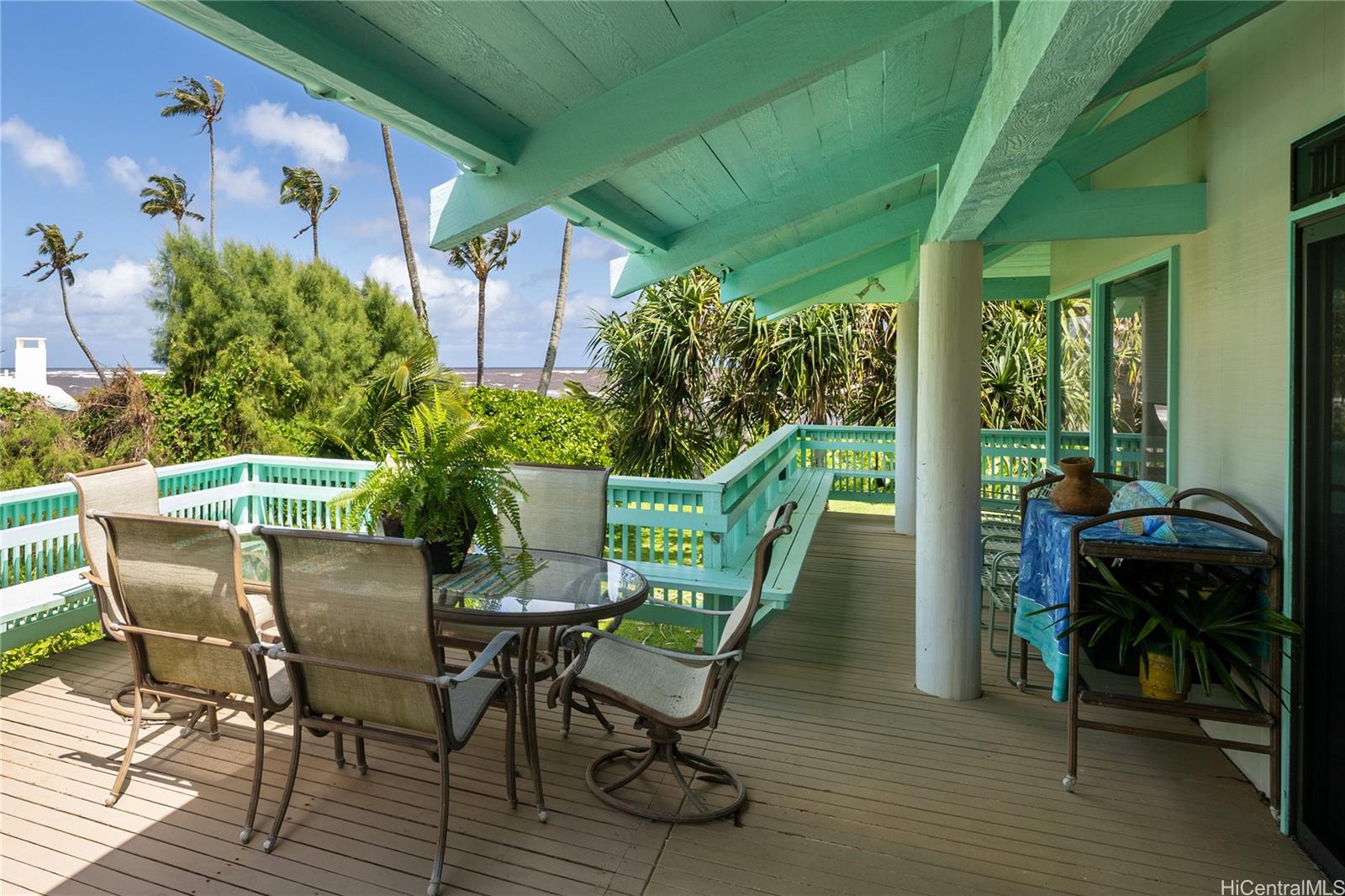 67-421  Waialua Beach Road Waialua, North Shore home - photo 6 of 25