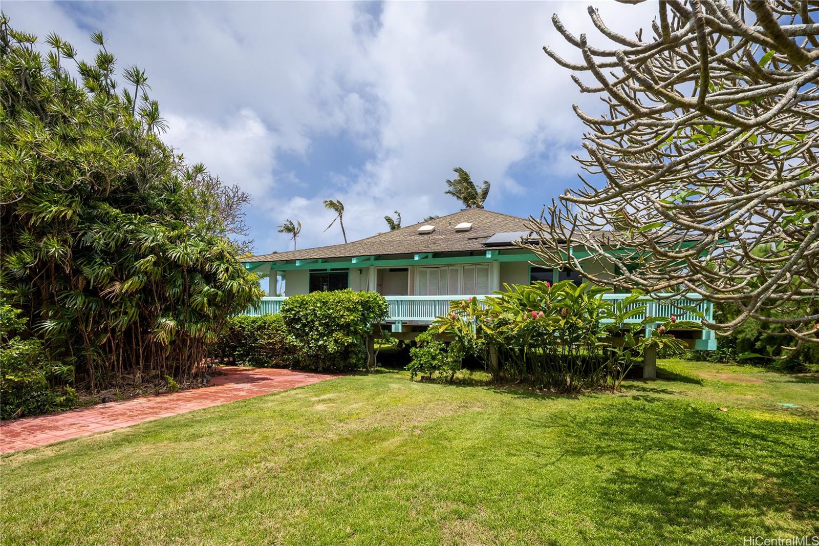 67-421  Waialua Beach Road Waialua, North Shore home - photo 7 of 25