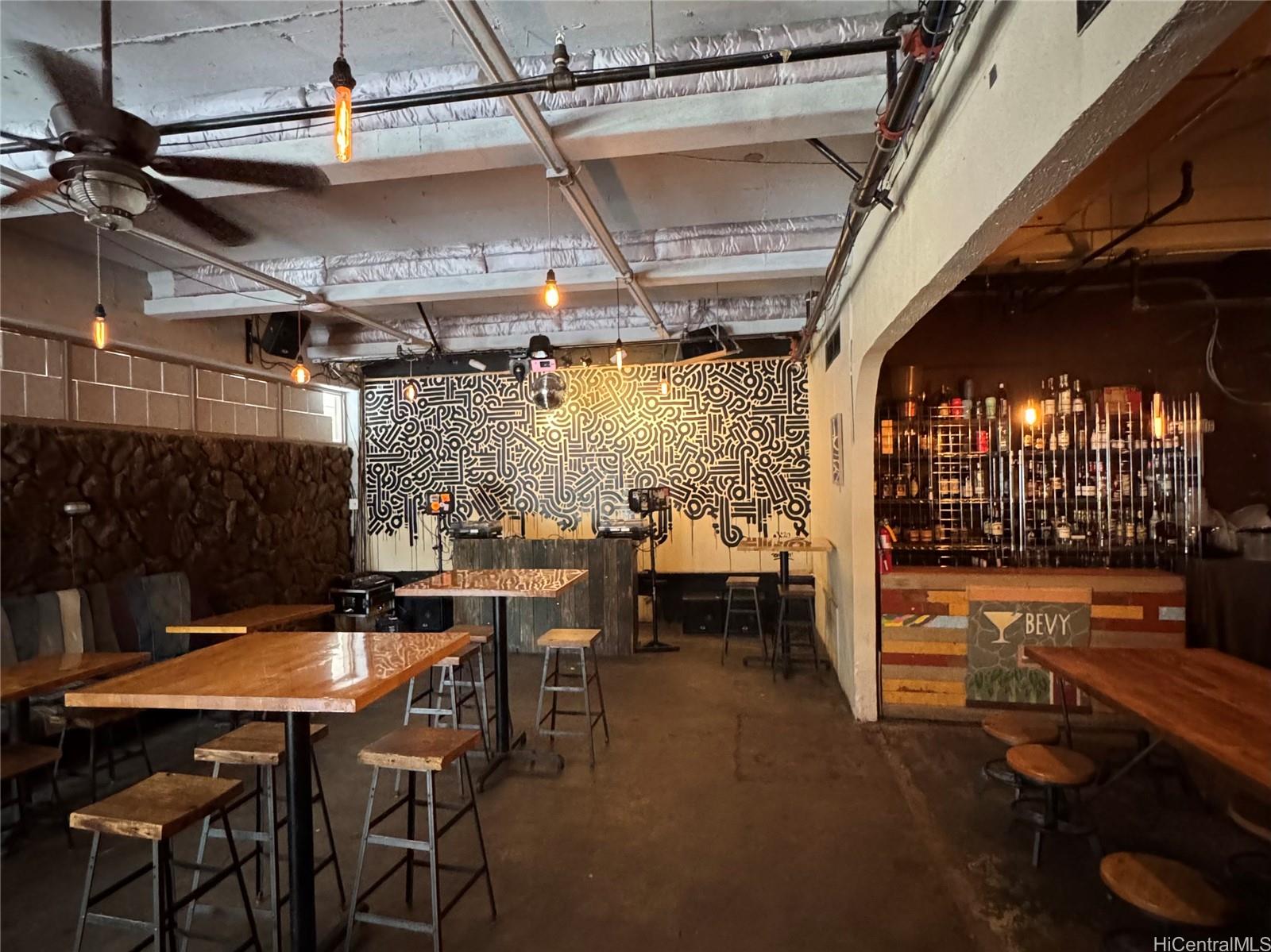 675 Auahi St Kakaako  - photo 12 of 20