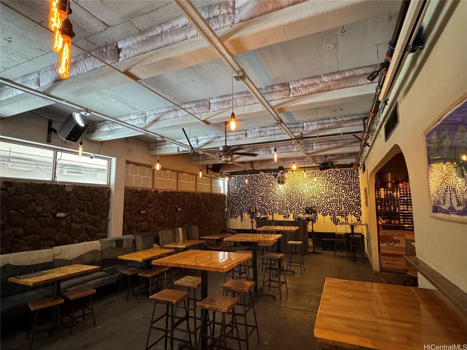 675 Auahi St Kakaako  - photo 8 of 20