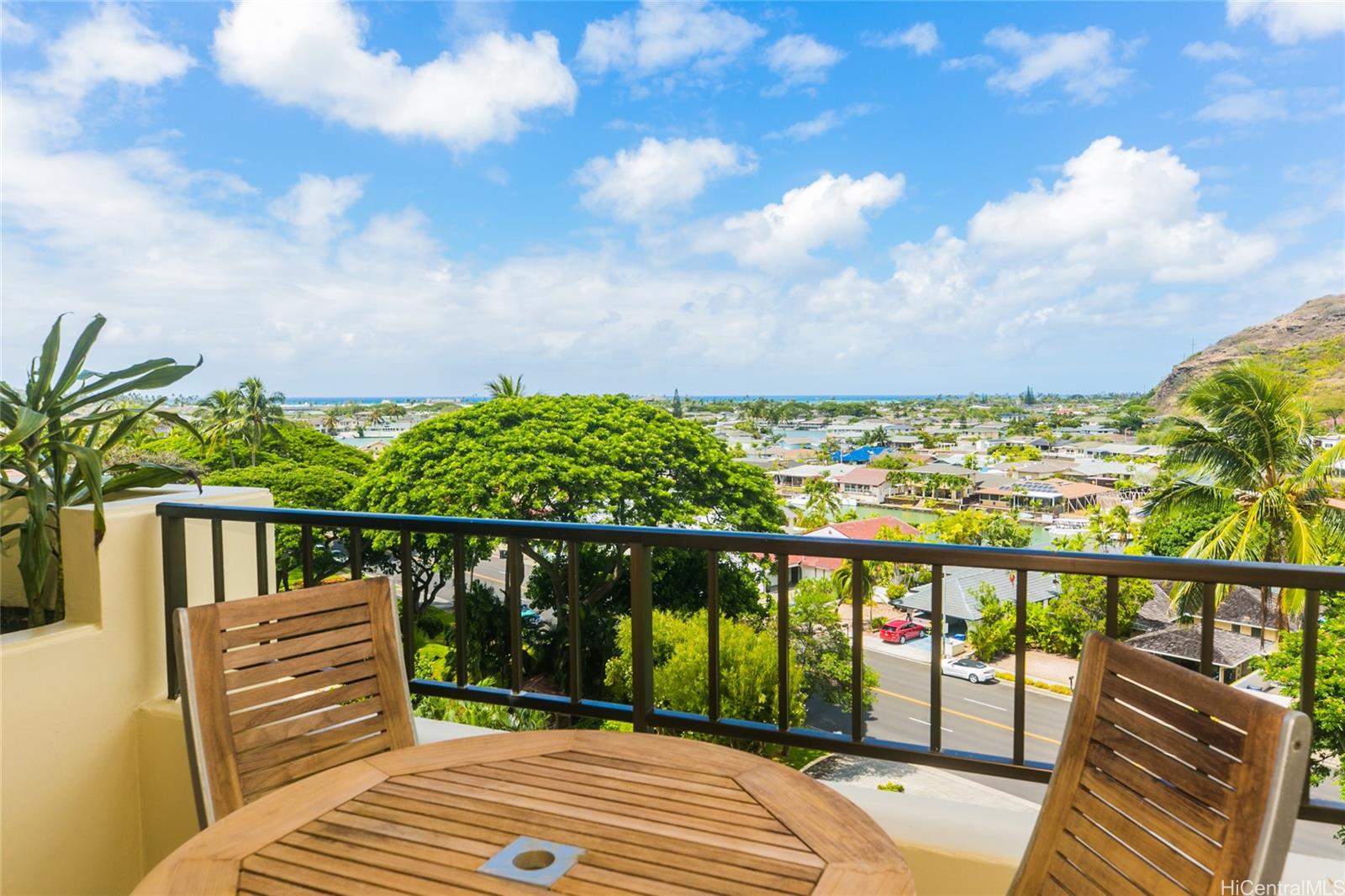 Naniwa Gardens condo # 501, Honolulu, Hawaii - photo 2 of 25