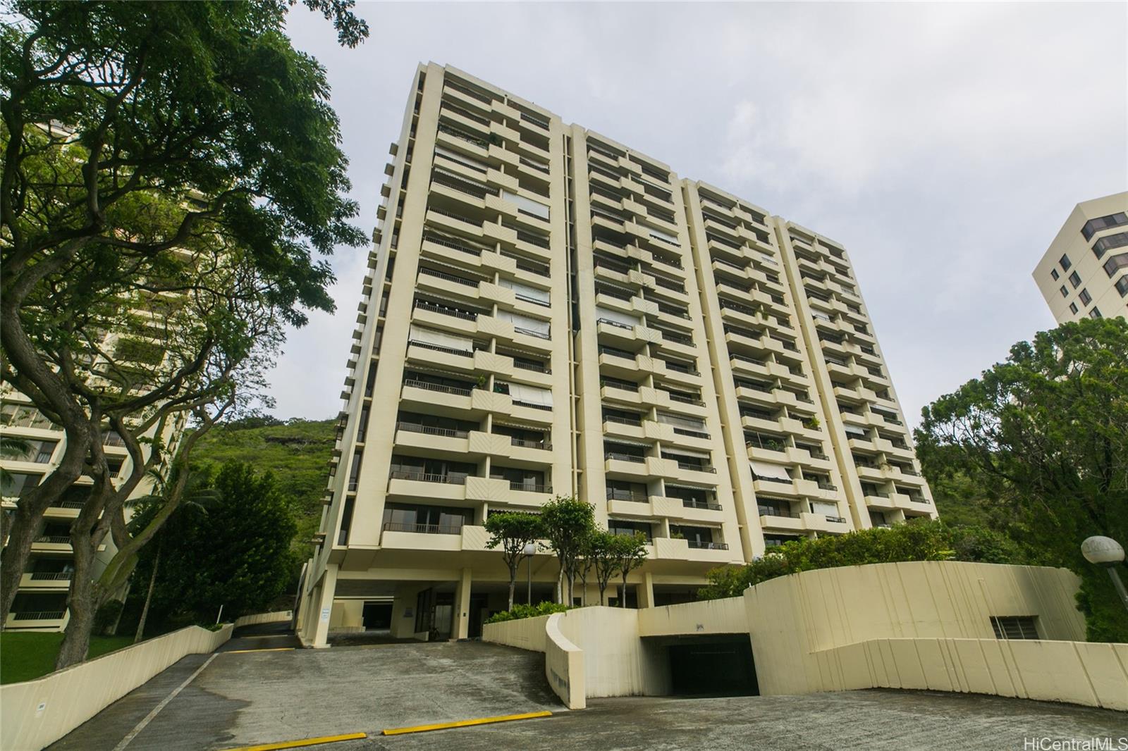 Naniwa Gardens condo # 501, Honolulu, Hawaii - photo 19 of 25