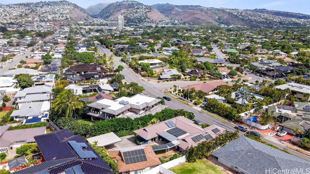 676  Elepaio Street Kahala Area, Diamond Head home - photo 25 of 25