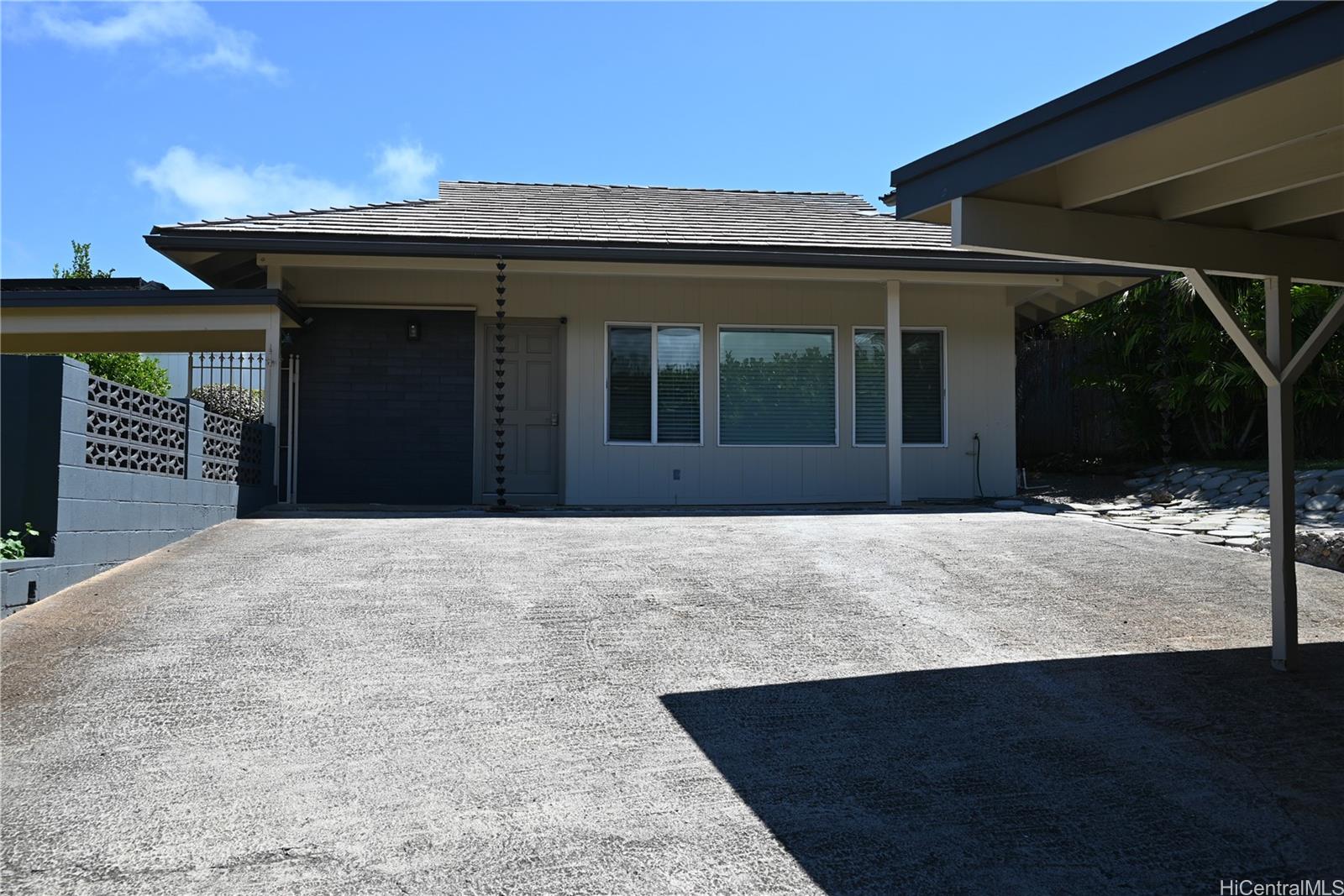 676  Elepaio Street Kahala Area, Diamond Head home - photo 4 of 25