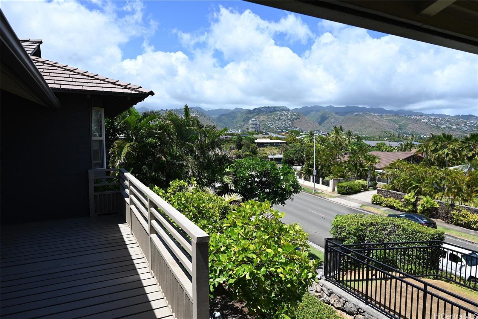 676  Elepaio Street Kahala Area, Diamond Head home - photo 8 of 25