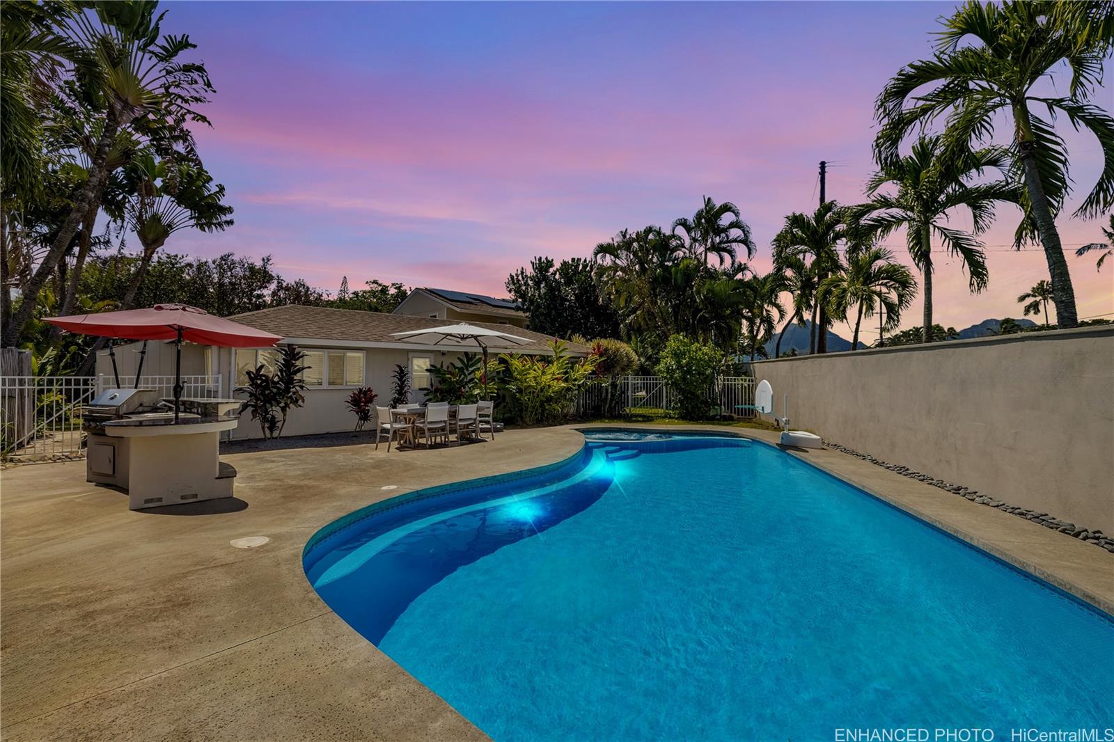 676  Mokapu Road Kaimalino, Kailua home - photo 2 of 21