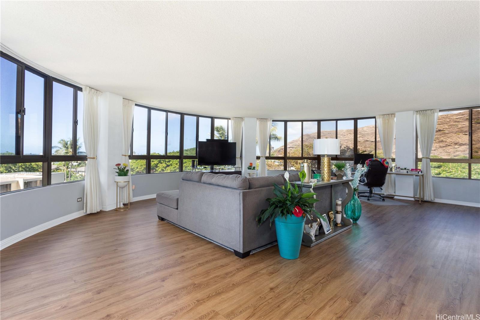 Plaza Hawaii Kai 302, 6770 Hawaii Kai Drive, Honolulu Hahaionelower