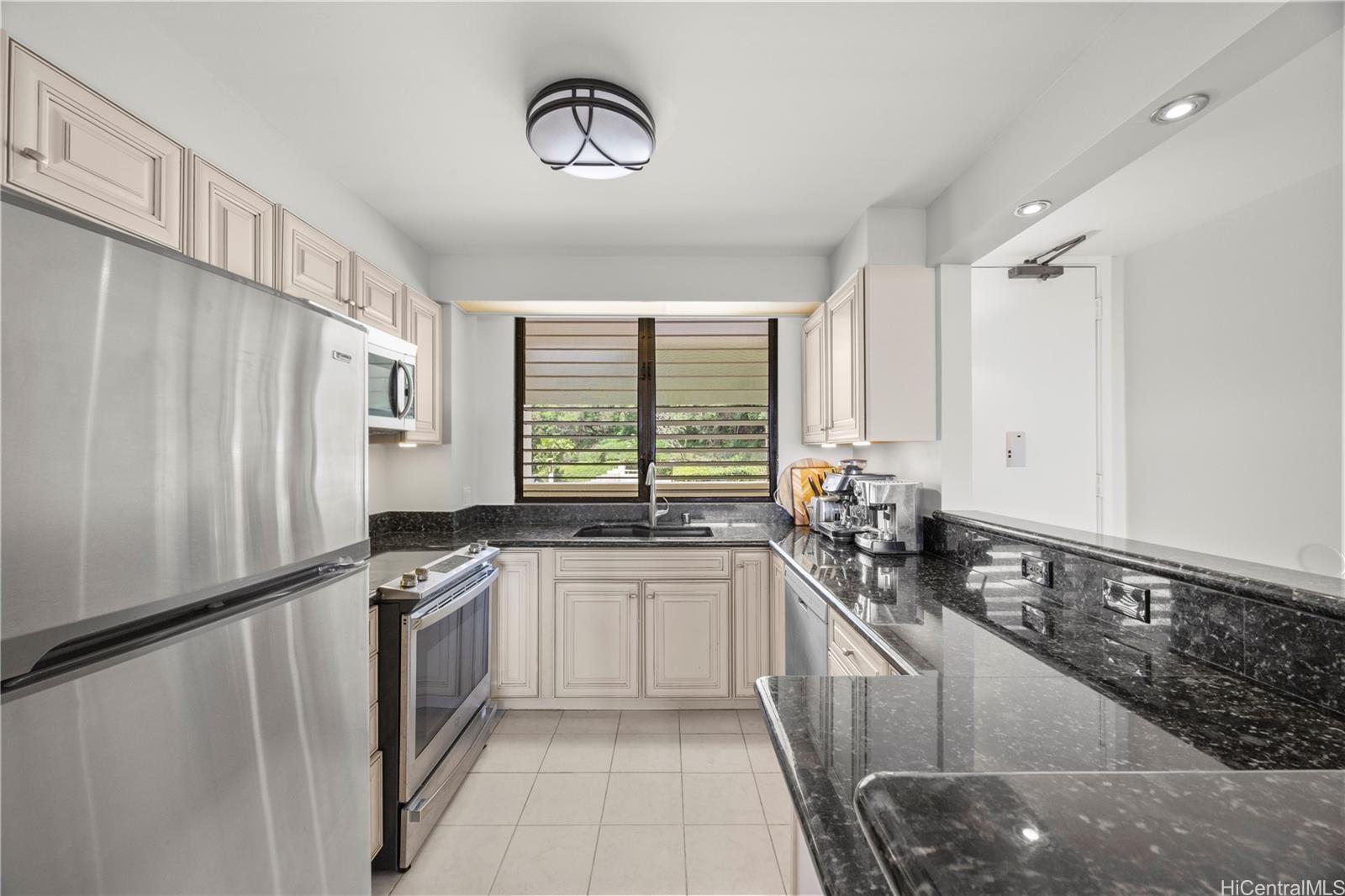 6770 Hawaii Kai Drive Honolulu - Rental - photo 13 of 19
