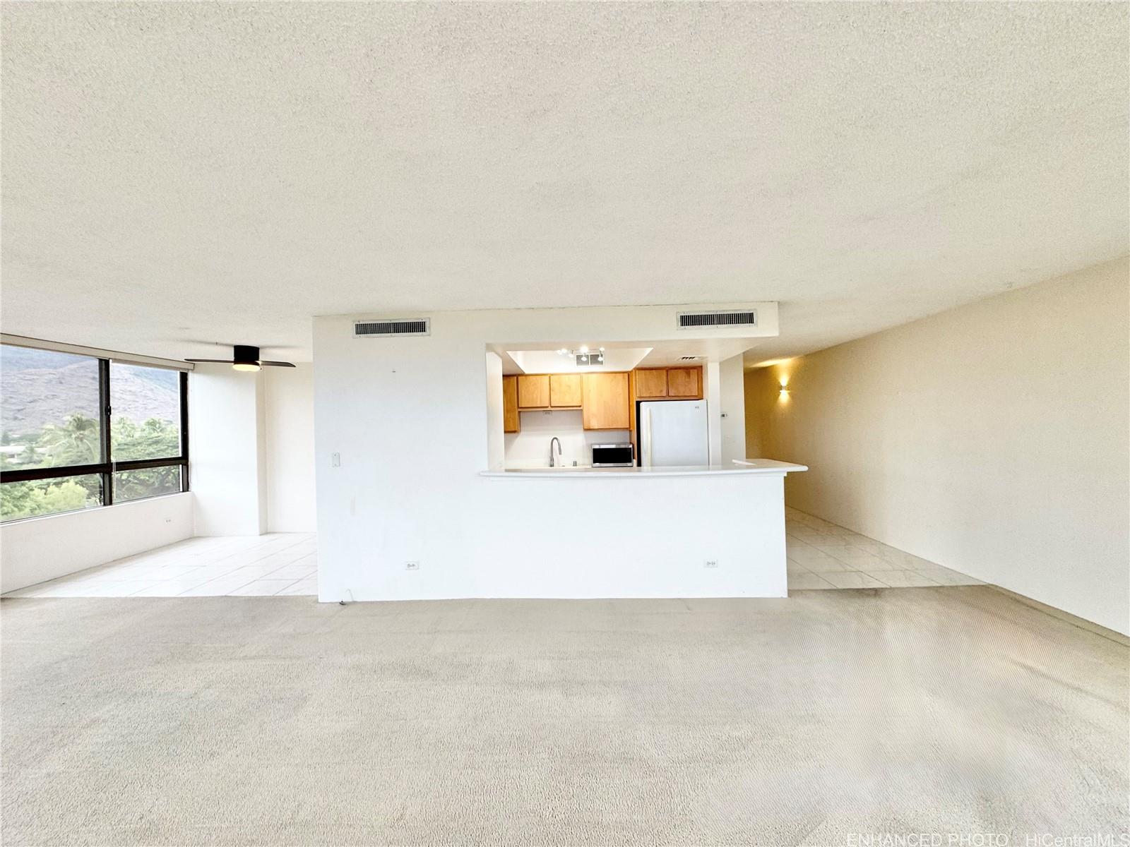 Plaza Hawaii Kai condo # 402, Honolulu, Hawaii - photo 2 of 25