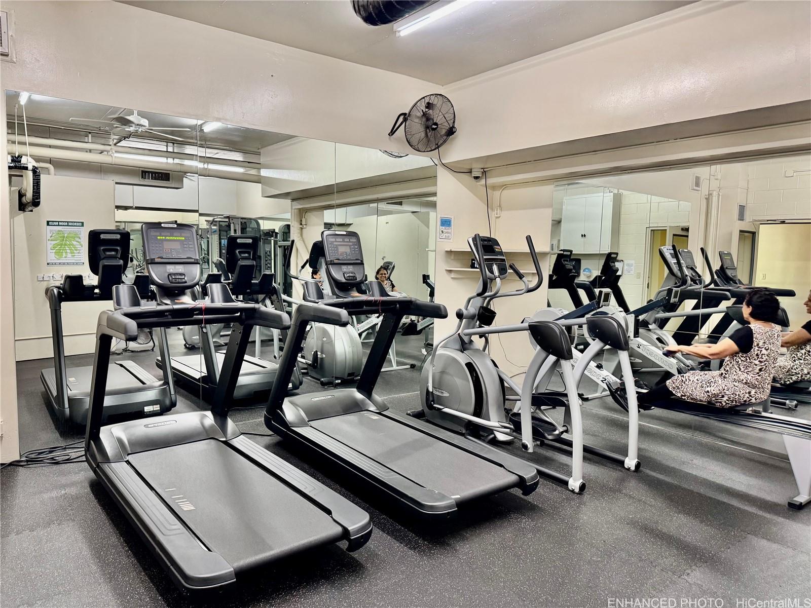 Plaza Hawaii Kai condo # 402, Honolulu, Hawaii - photo 22 of 25