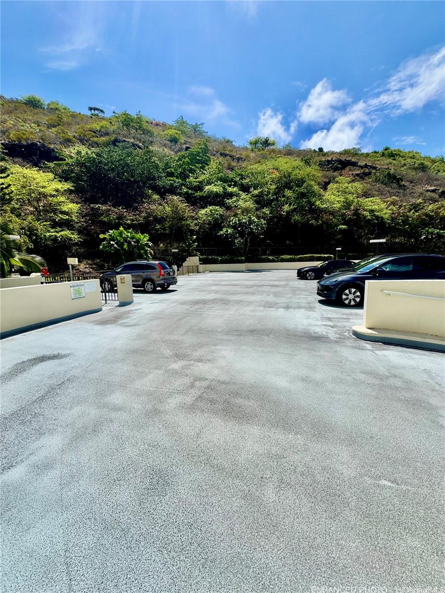 Plaza Hawaii Kai condo # 402, Honolulu, Hawaii - photo 25 of 25