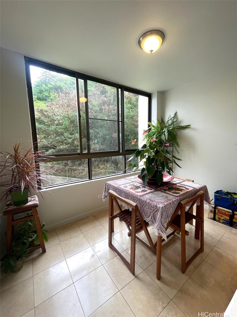 Plaza Hawaii Kai condo # 409, Honolulu, Hawaii - photo 13 of 25